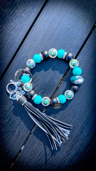 🦅💚🏈 Philly Spirit Game Day Silicone Beaded Wristlet